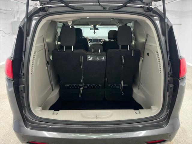 2018 Chrysler Pacifica LX