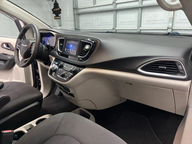 2018 Chrysler Pacifica LX