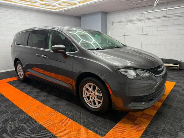2018 Chrysler Pacifica LX for sale in Orlando, FL