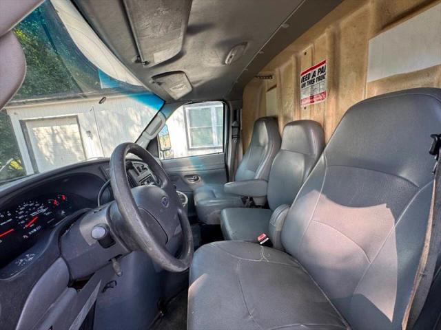 2007 Ford E-450 Cutaway Base
