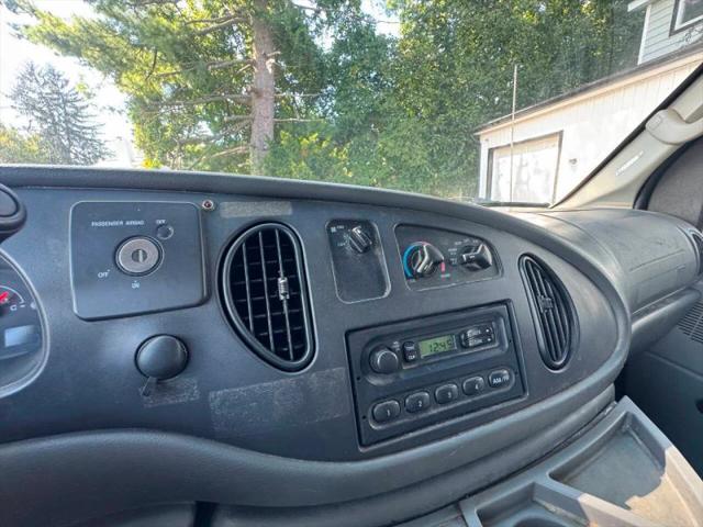 2007 Ford E-450 Cutaway Base