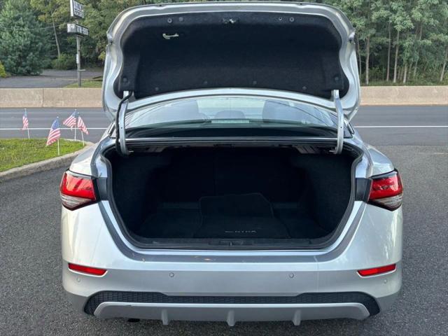 2021 Nissan Sentra SV Xtronic CVT