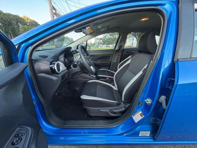 2021 Nissan Versa SV Xtronic CVT