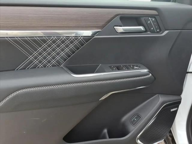 2026 GMC Acadia Denali AWD