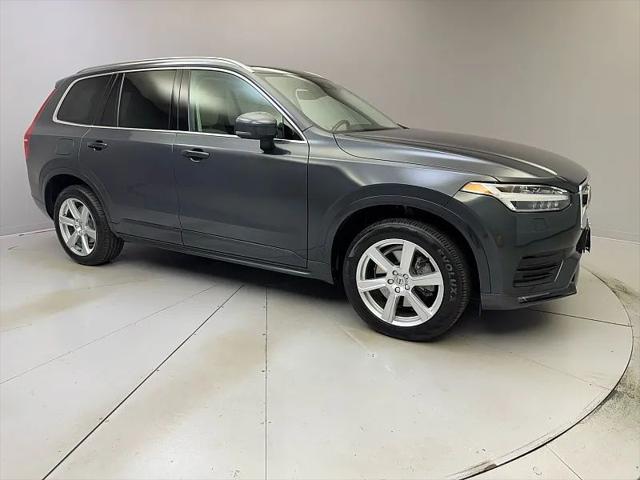 2021 Volvo XC90 T6 Momentum 7 Passenger