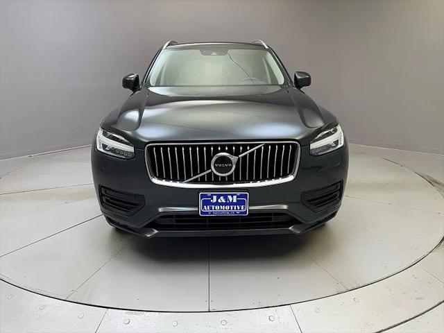 2021 Volvo XC90 T6 Momentum 7 Passenger