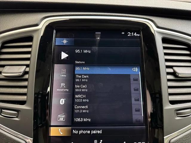 2021 Volvo XC90 T6 Momentum 7 Passenger