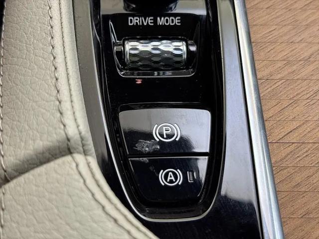 2021 Volvo XC90 T6 Momentum 7 Passenger