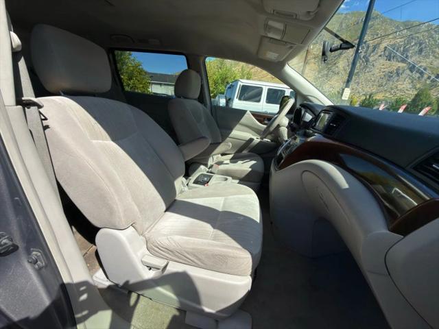 2015 Nissan Quest SV