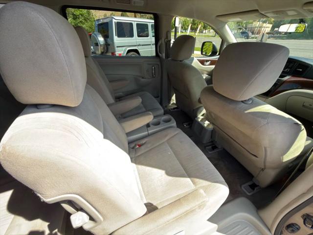 2015 Nissan Quest SV