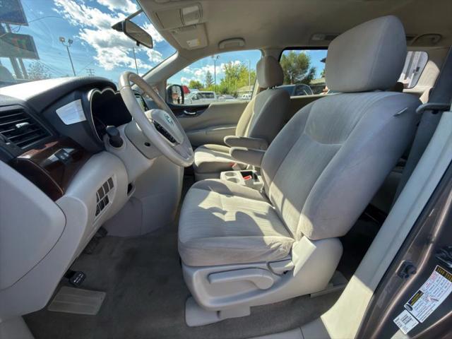 2015 Nissan Quest SV