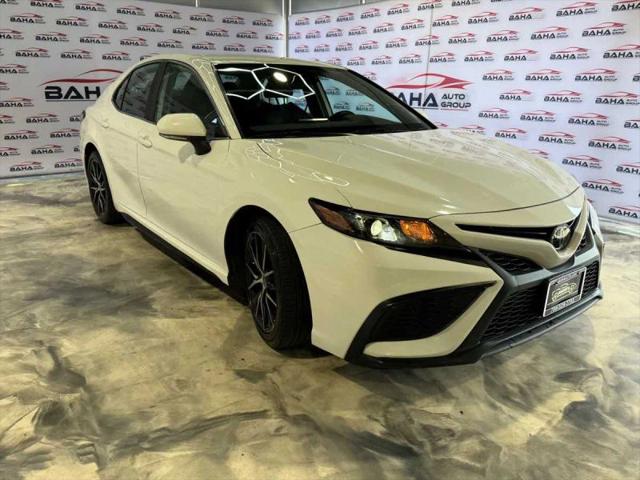 2022 Toyota Camry SE Nightshade Edition