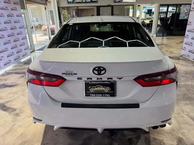 2022 Toyota Camry SE Nightshade Edition