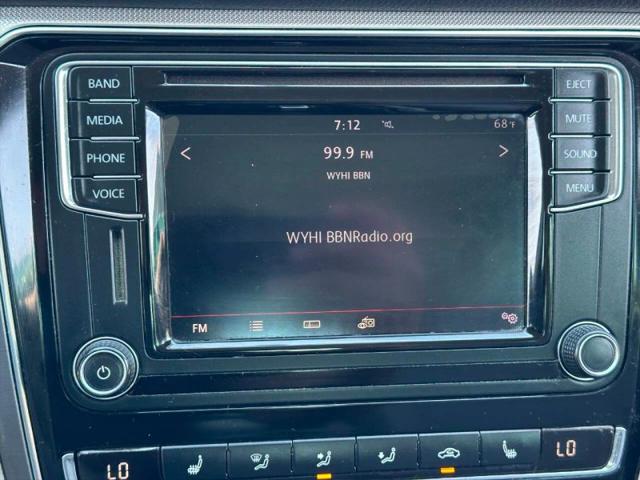 2017 Volkswagen Passat 1.8T R-Line