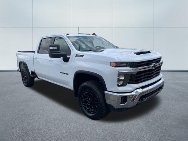 2026 Chevrolet Silverado 2500HD Crew Cab, Standard Bed, LT, 4WD for sale in Triadelphia, WV