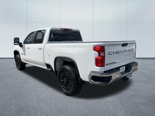 2026 Chevrolet Silverado 2500HD Crew Cab, Standard Bed, LT, 4WD