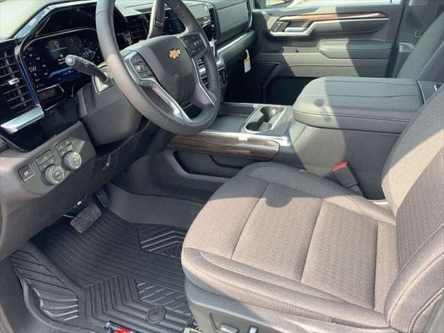 2026 Chevrolet Silverado 2500HD Crew Cab, Standard Bed, LT, 4WD