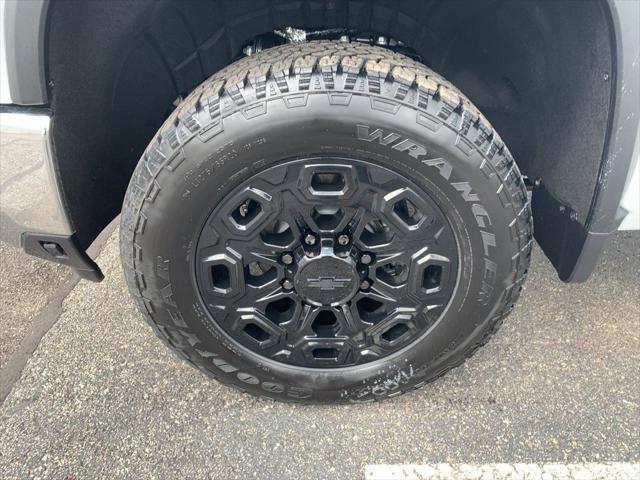 2026 Chevrolet Silverado 2500HD Crew Cab, Standard Bed, LT, 4WD
