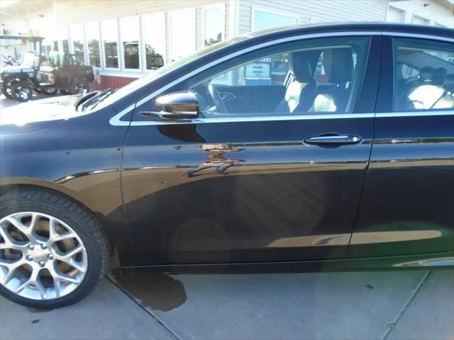2015 Chrysler 200 C