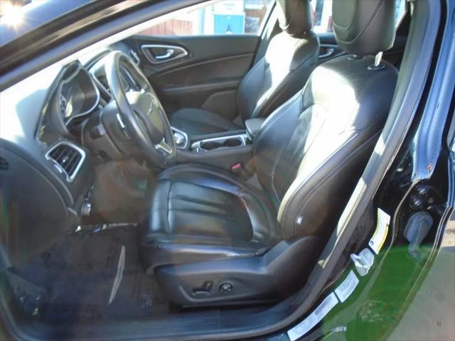2015 Chrysler 200 C
