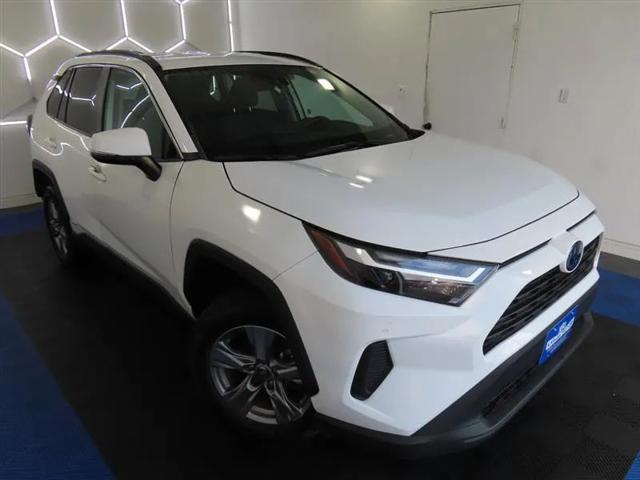 2024 Toyota RAV4 Hybrid XLE