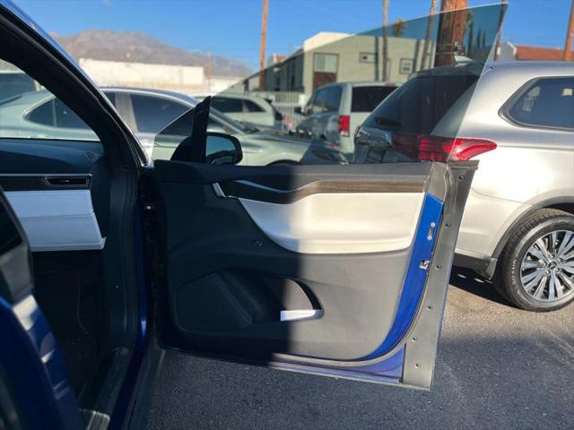 2016 Tesla Model X 90D
