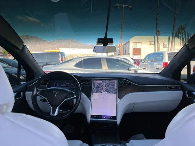 2016 Tesla Model X 90D