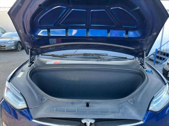 2016 Tesla Model X 90D