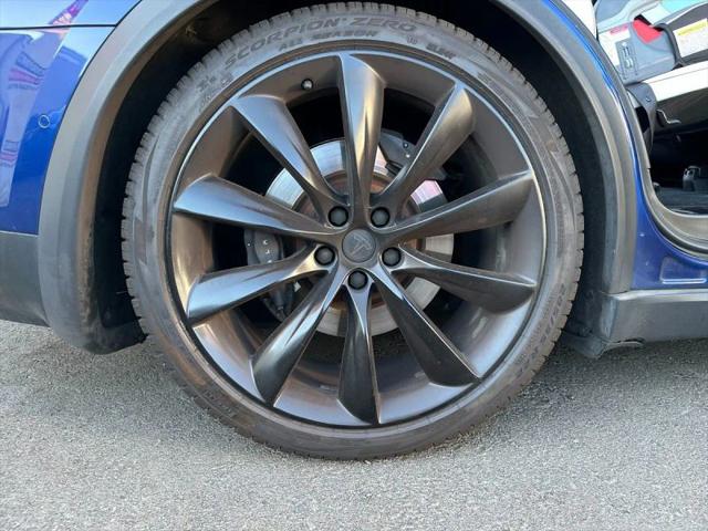 2016 Tesla Model X 90D