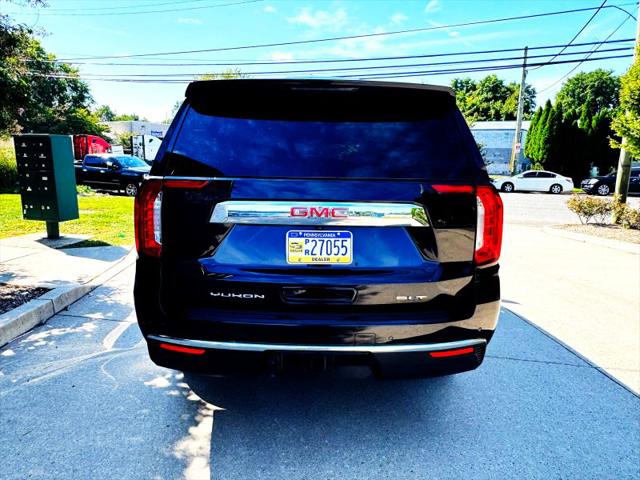 2022 GMC Yukon XL 4WD SLT