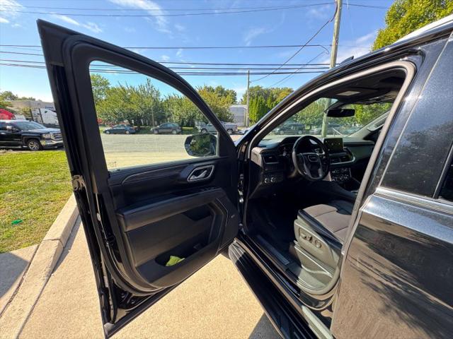 2022 GMC Yukon XL 4WD SLT