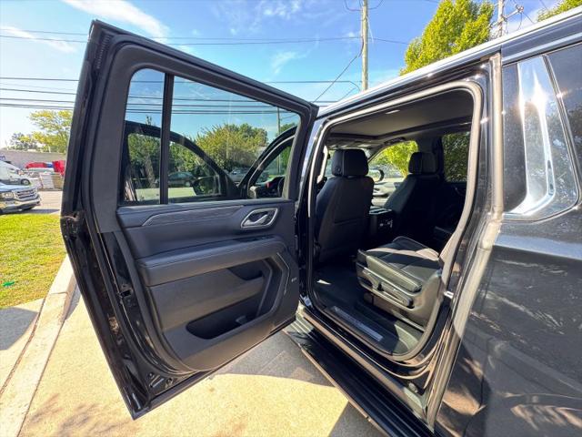 2022 GMC Yukon XL 4WD SLT
