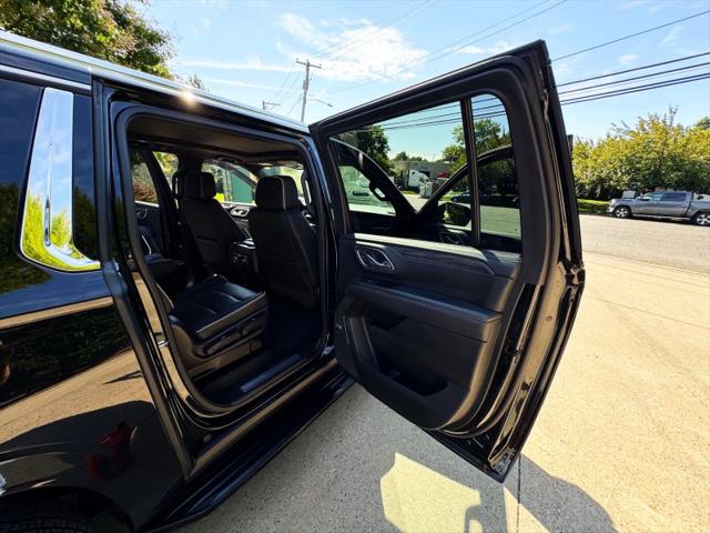2022 GMC Yukon XL 4WD SLT