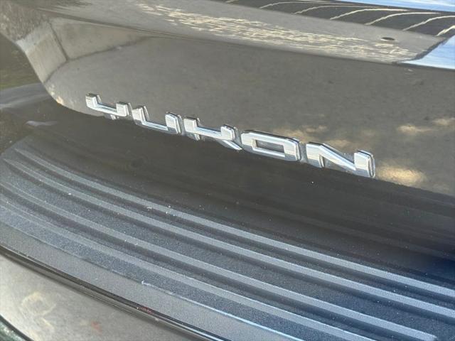 2022 GMC Yukon XL 4WD SLT