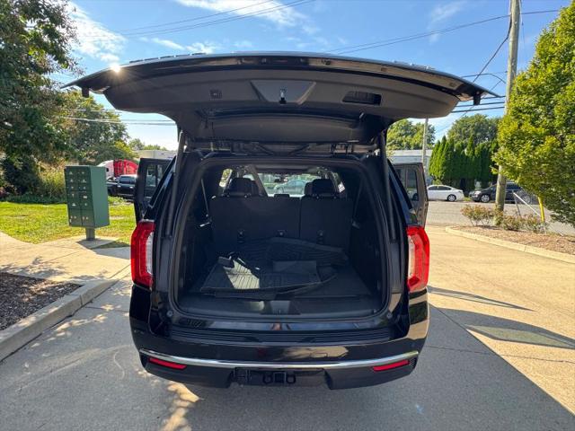 2022 GMC Yukon XL 4WD SLT