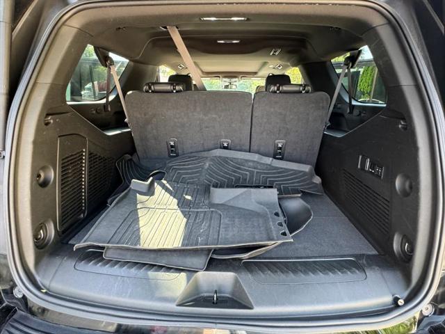 2022 GMC Yukon XL 4WD SLT