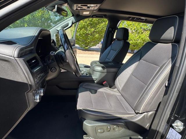 2022 GMC Yukon XL 4WD SLT