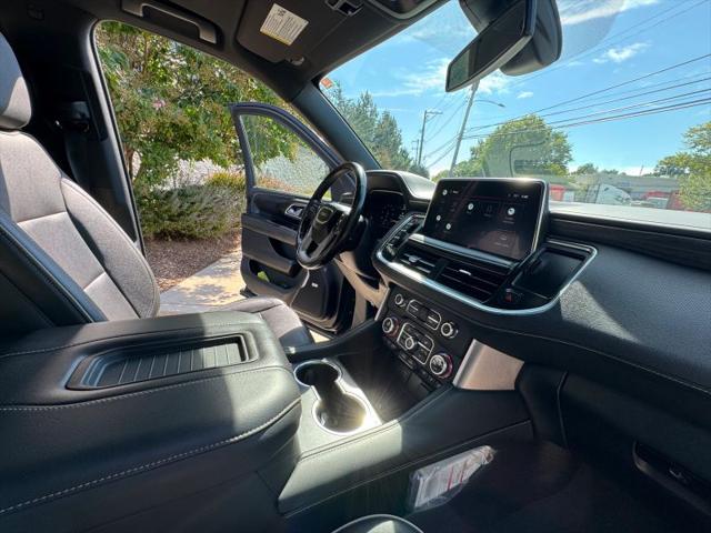 2022 GMC Yukon XL 4WD SLT