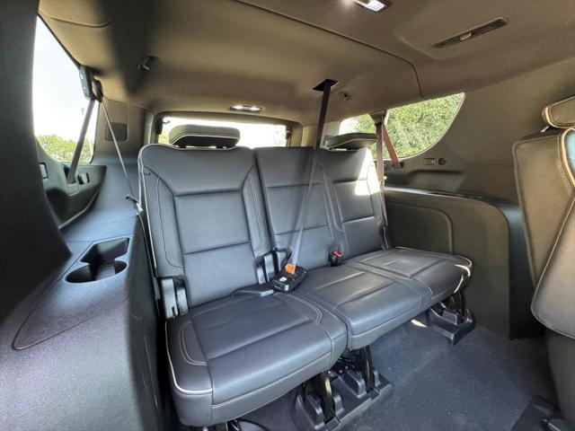 2022 GMC Yukon XL 4WD SLT