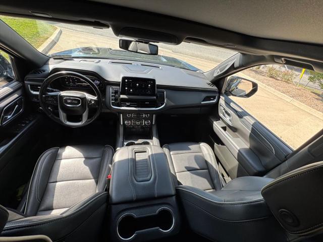 2022 GMC Yukon XL 4WD SLT