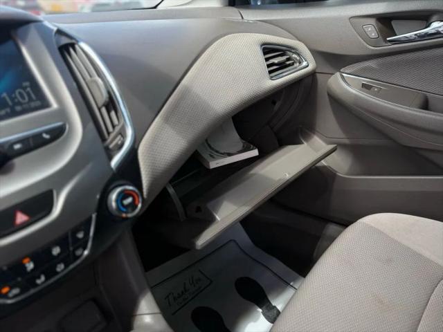 2017 Chevrolet Cruze LT Auto