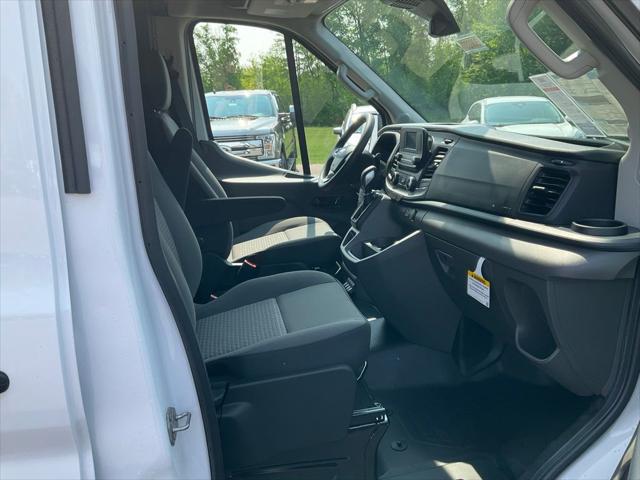 2025 Ford Transit Cargo Van Base