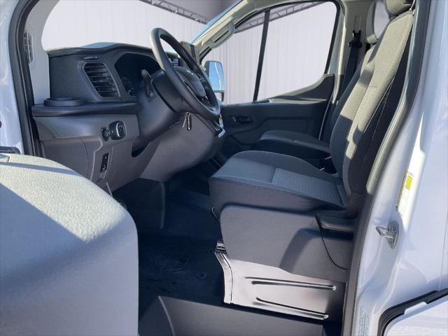 2025 Ford Transit Cargo Van Base