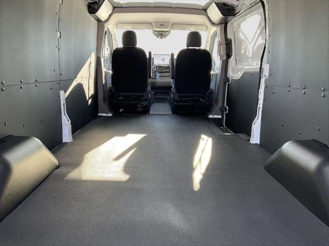 2025 Ford Transit Cargo Van Base