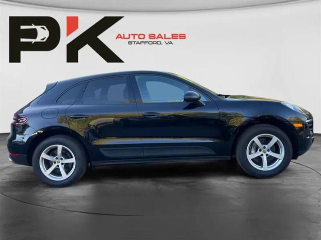 2017 Porsche Macan Base