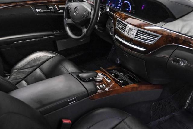 2011 Mercedes-Benz S 63 AMG S 63 AMG