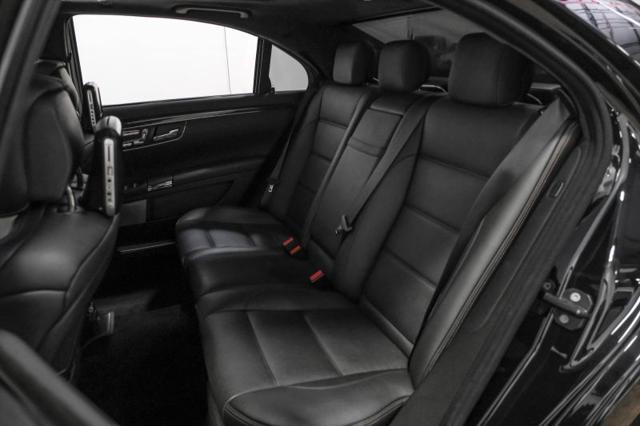 2011 Mercedes-Benz S 63 AMG S 63 AMG