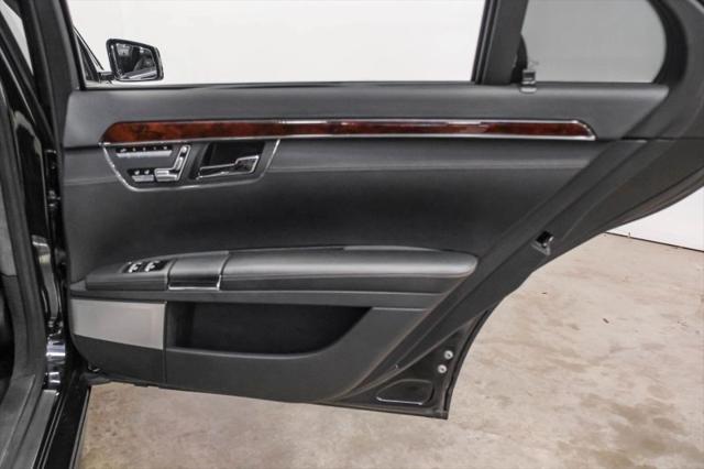 2011 Mercedes-Benz S 63 AMG S 63 AMG