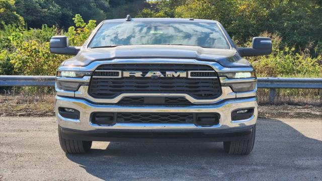 2026 Ram 3500 Big Horn Crew Cab 4x4 6'4" Box