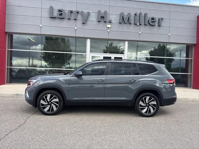 2026 Volkswagen Atlas SE with Technology